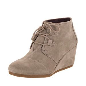 NWT Toms Kala Suede Wedge Booties
